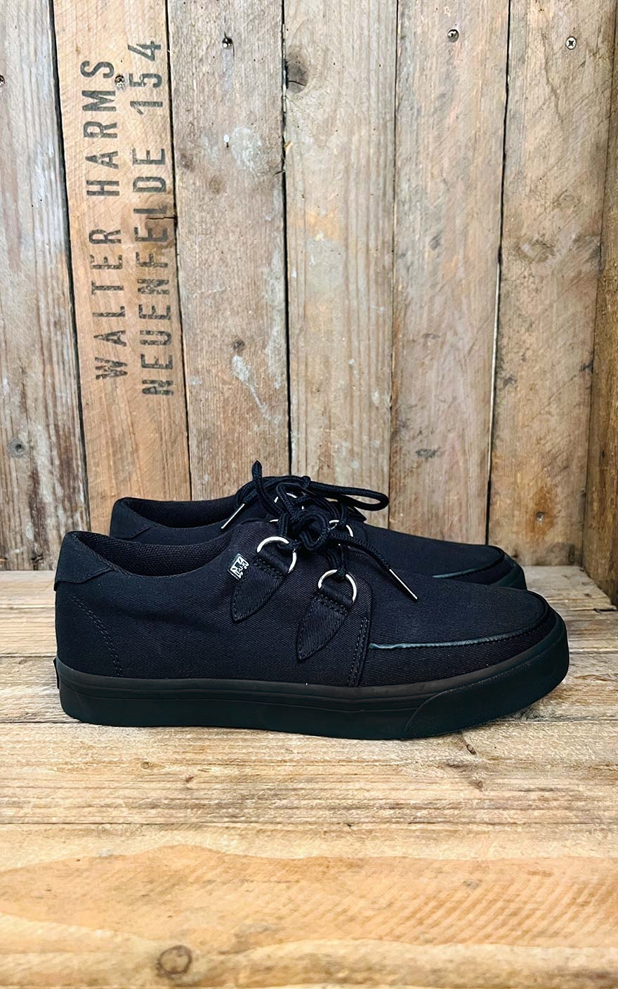 TUK Creeper Sneaker Basic Black Canvas #40 von T.U.K