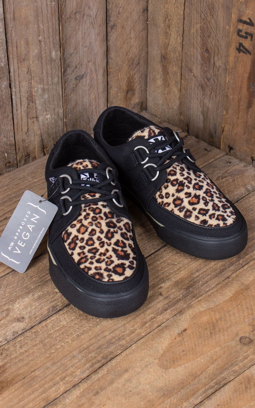 TUK VLK D Ring Creeper Sneaker, Black Leopard #39 von T.U.K