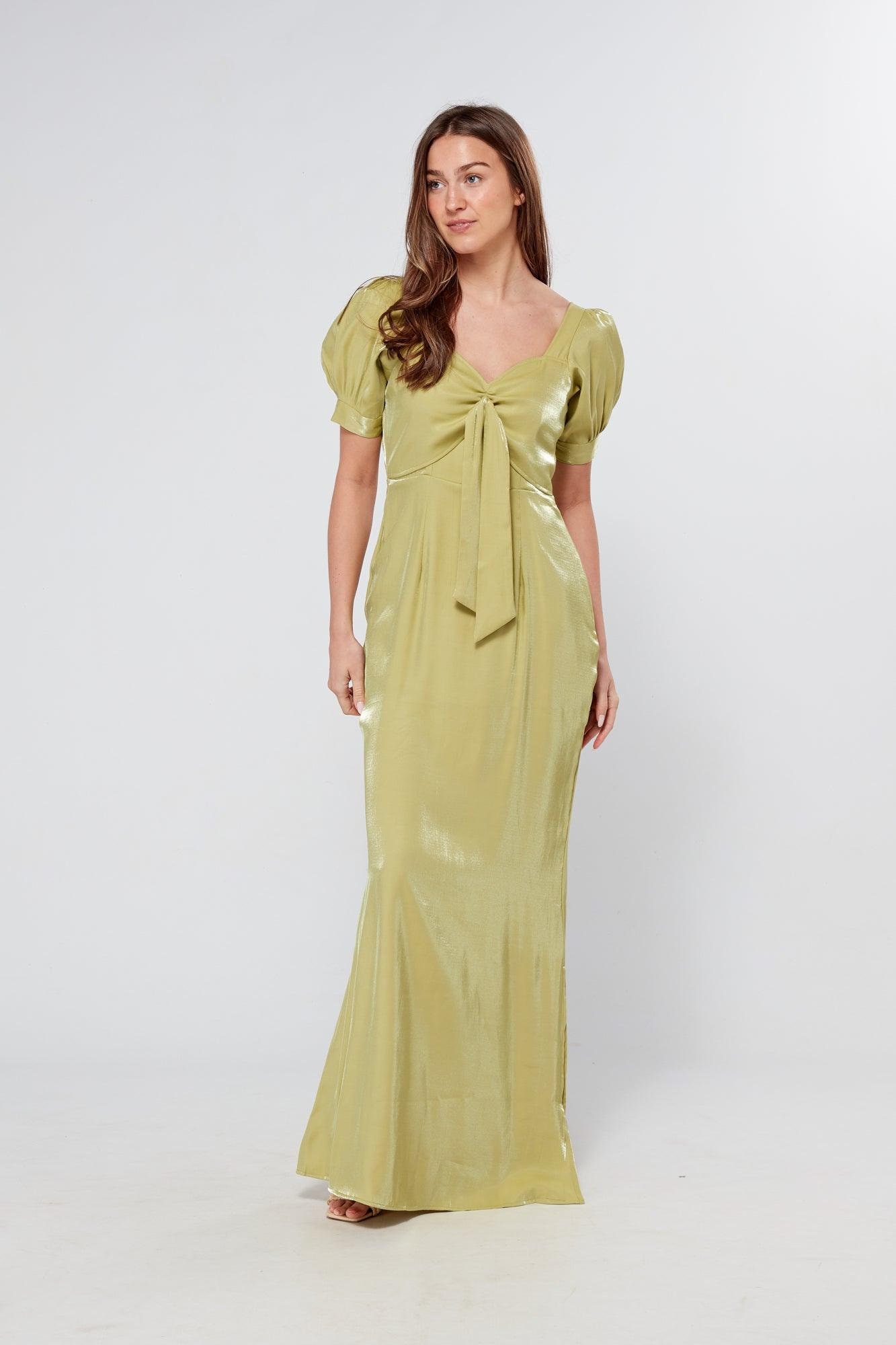 Messika Pistazie Kurzarm Maxi Kleid Shimmer Messika Pistazie Kurzarm Maxi Kleid Shimmer von TAHLIRA