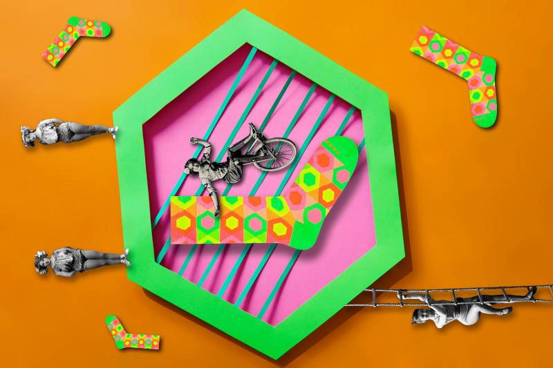 Takapara Neon Socken. Modell "Neonowa 90M1" von TAKAPARA