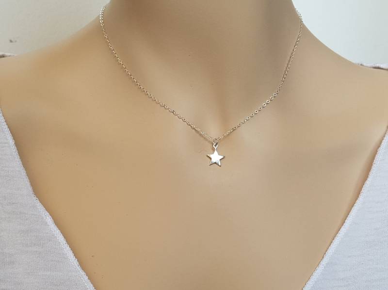 Kleine Sterne Halskette, Zierliche Stern Anhänger Schmuck, Minimalist Gold Silber Zartes Geschenk Für Sie von TALYAJEWELRYDESIGN