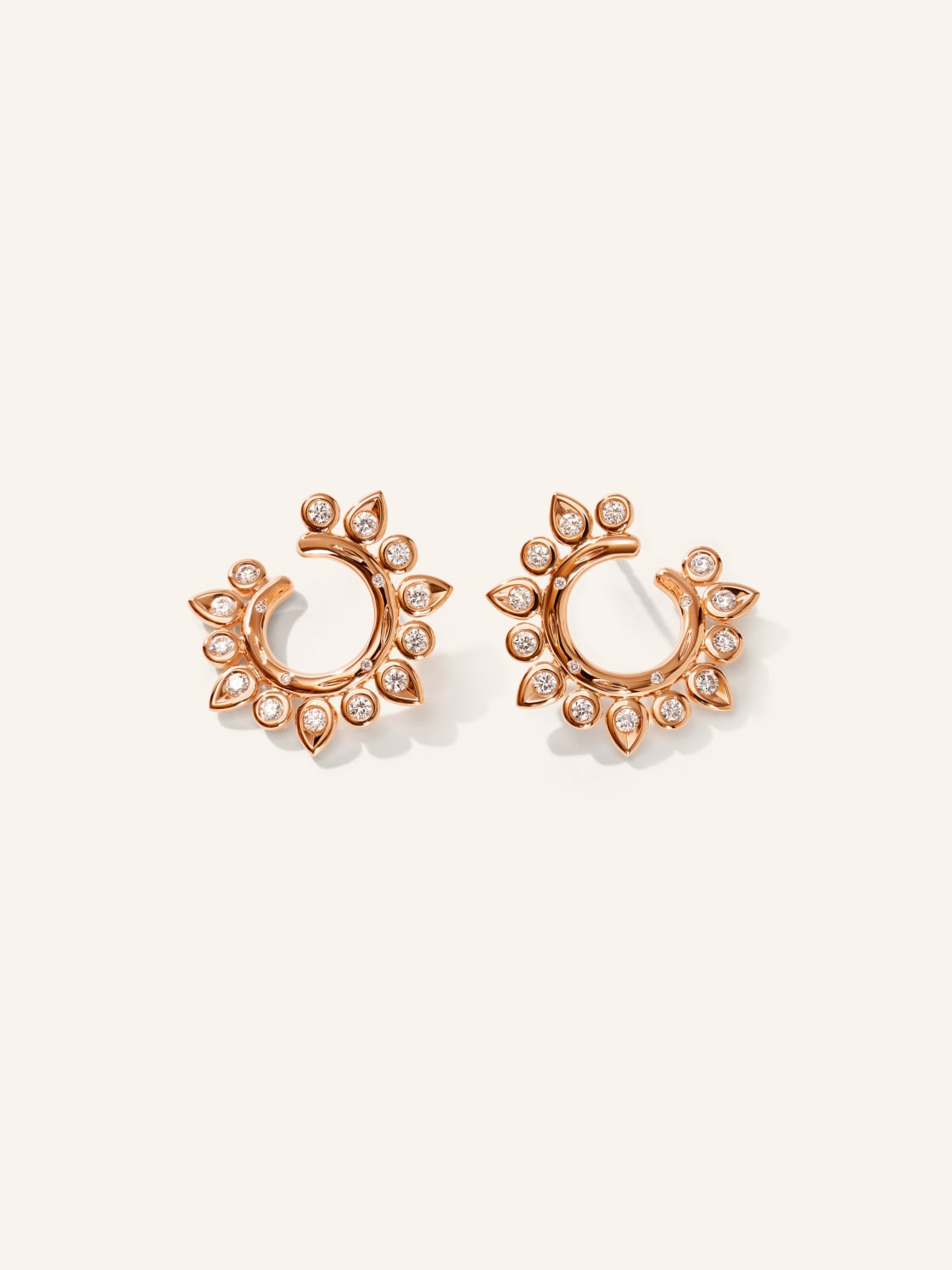 Tamara Comolli Ohrringe Earrings Gypsy Hoop Sun Classic Classic 18k Roségold rosegold von TAMARA COMOLLI