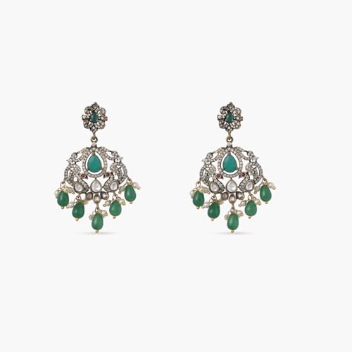 Tarinika Ruchira Nakshatra CZ-Tropfen-Ohrringe, indische Ohrringe für Damen, perfekt für ethnische Anlässe, traditionelle indische Ohrringe, mittelgroß, Messing, Zirkonia von TARINIKA