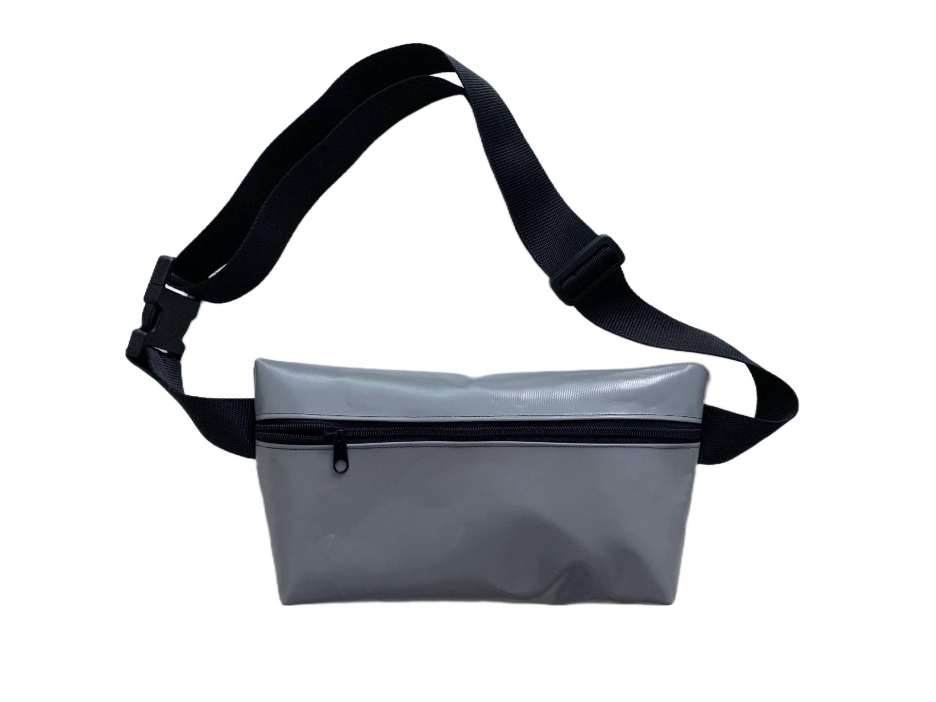 Hip Bag, Bauchtasche, Crossbody Aus Lkw Plane, Grau von TASCHENMACHEREI