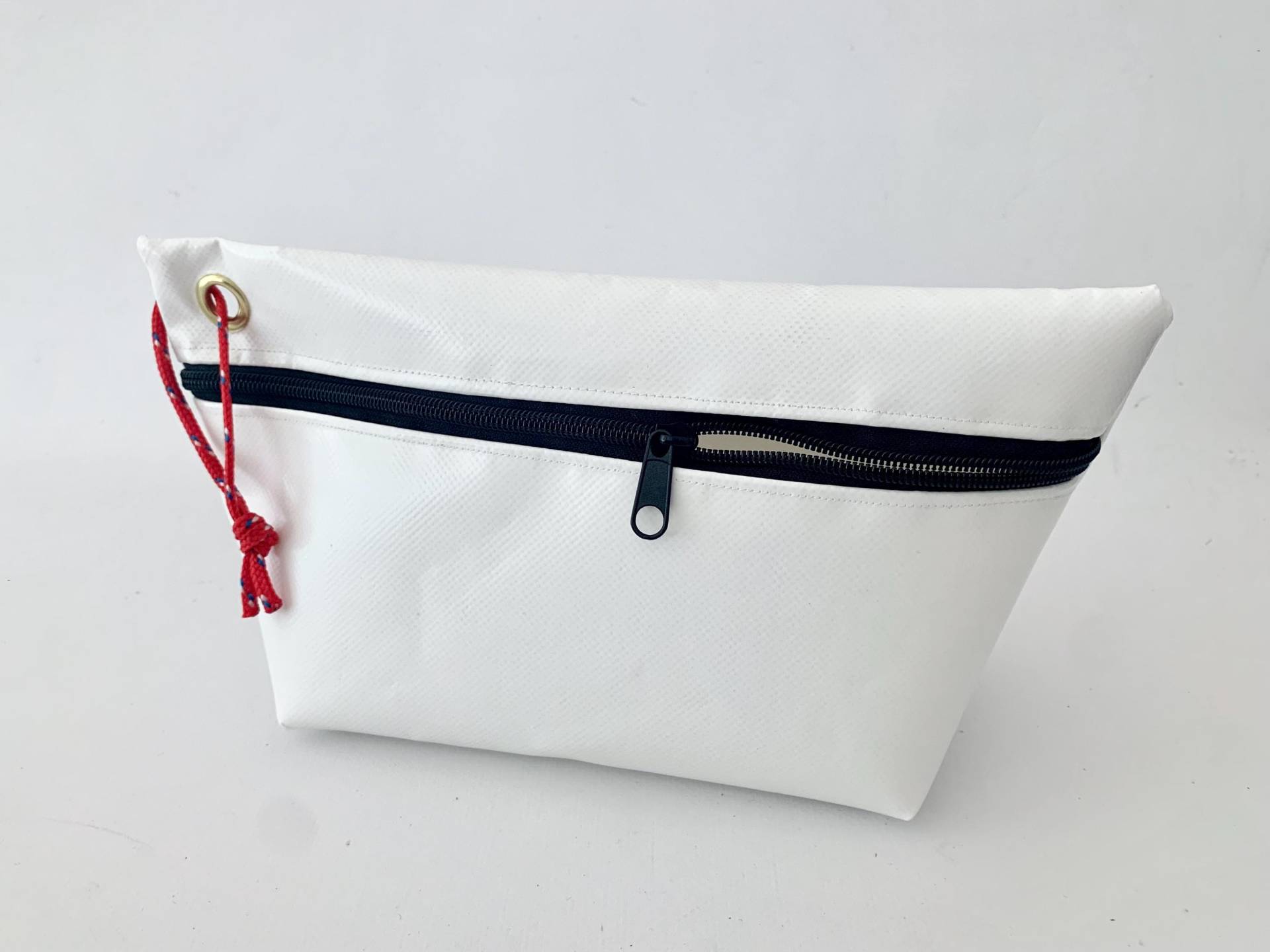 Kulturtasche Zum Aufhängen , Lunchbag Aus Lkw Plane, Maritim, Wetbag von TASCHENMACHEREI