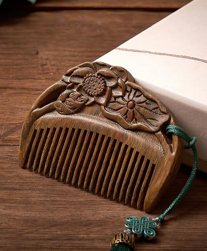 TBBFGTL Natürlicher Sandelholz Kamm für Frauen Geburtskamm Geschenkidee für Muttertag Valentinstag und Geburtstage Holzkamm mit exquisiter Handwerkskunst und Grußkarte（Lotus） von TBBFGTL