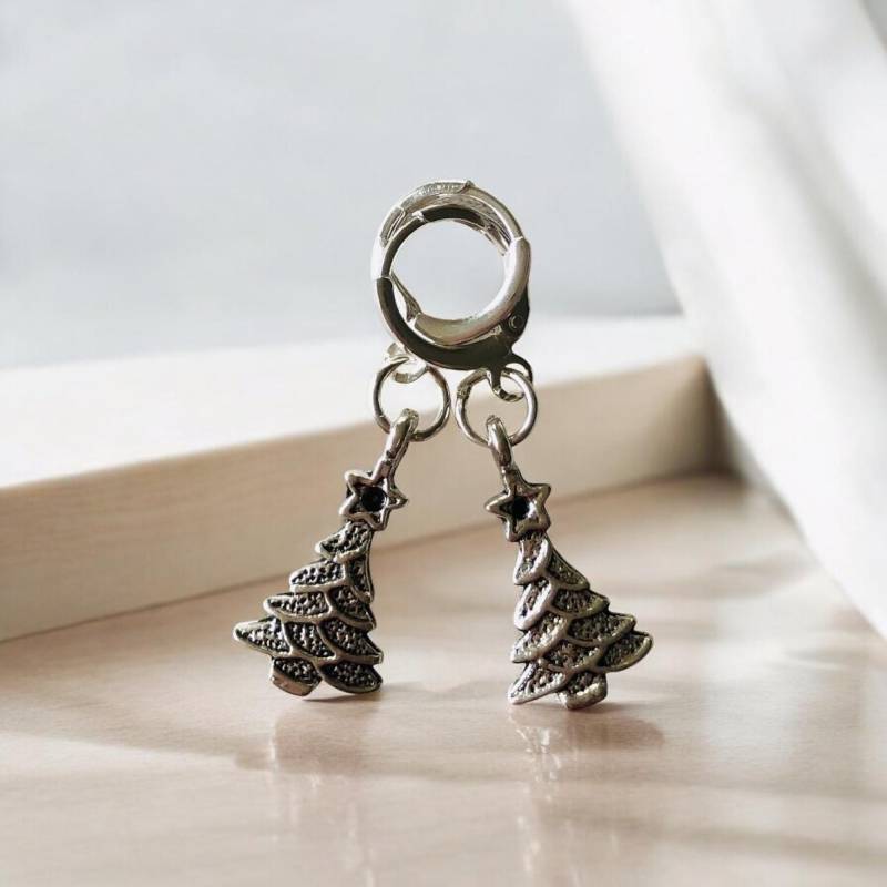 Neu Silber Tannenbaum, Weihnachtsbaum Mit Mini-Creolen, Hoops, Huggies, Ohrringen, Von Tenkiks von AmaraVeraJewellery