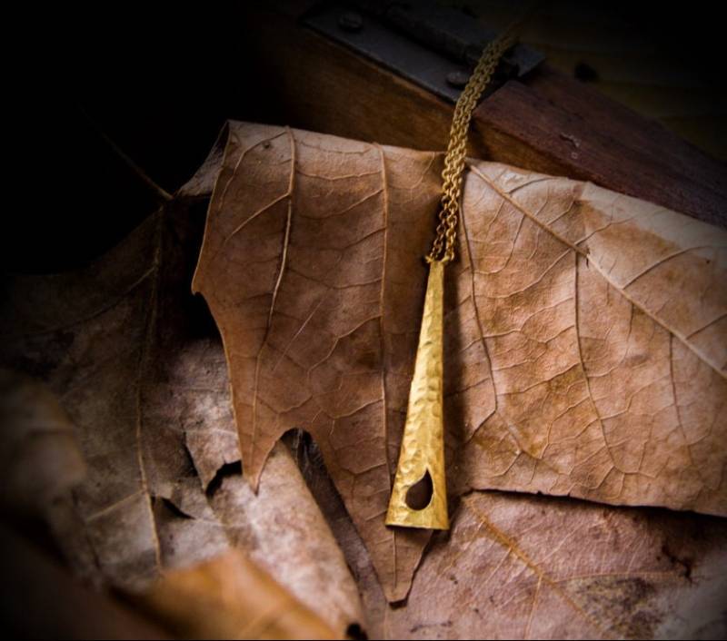 Zierliche Gehämmert Sprunganlage, Minimalist-Halskette, Gold Gefüllt Sterlingsilber Halskette, Halskette Schmuck Geschenk, Bridemaids Zierliche Gehämmert Sprunganlage, Minimalist-Halskette, Gold Gefüllt Sterlingsilber Halskette, Halskette Schmuck Geschenk, Bridemaids von TEOMANDESIGN