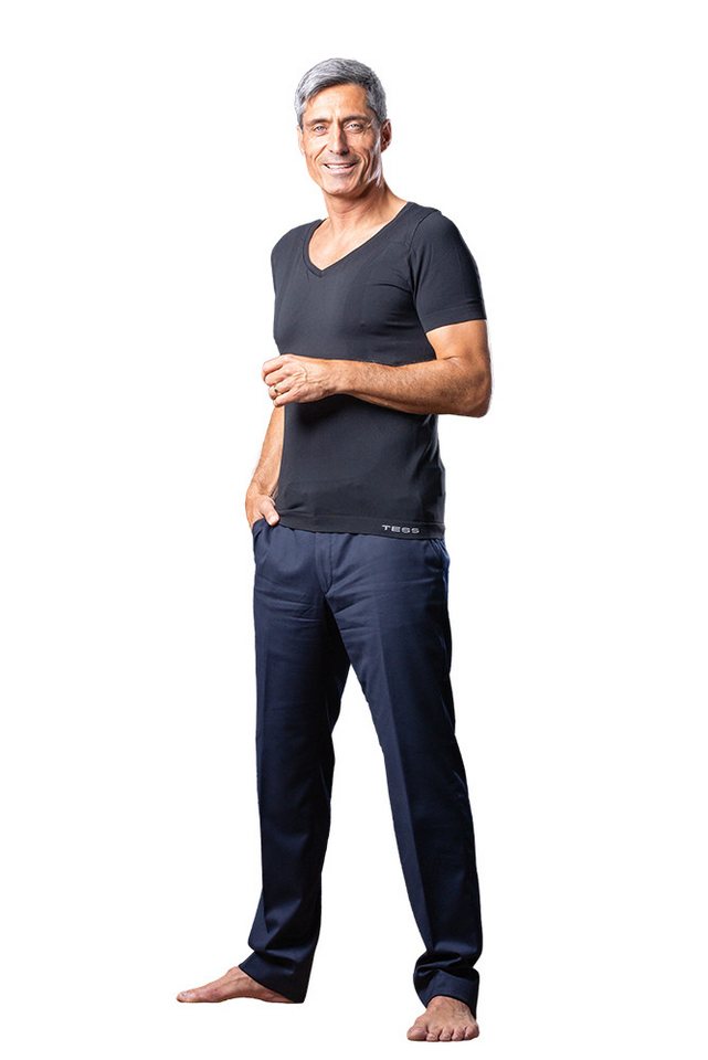 TESS Funktionsunterhemd T-Shirt V-Neck von TESS