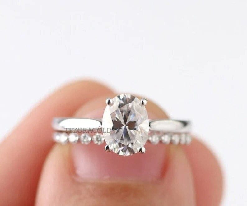 Oval Cut Moissanite Braut Ring Set, Halbe Ewigkeit Passende Diamant Band, Solitär Ehering, Personalisierte Geschenk Ring, Für Frauen von TEZORAGOLD