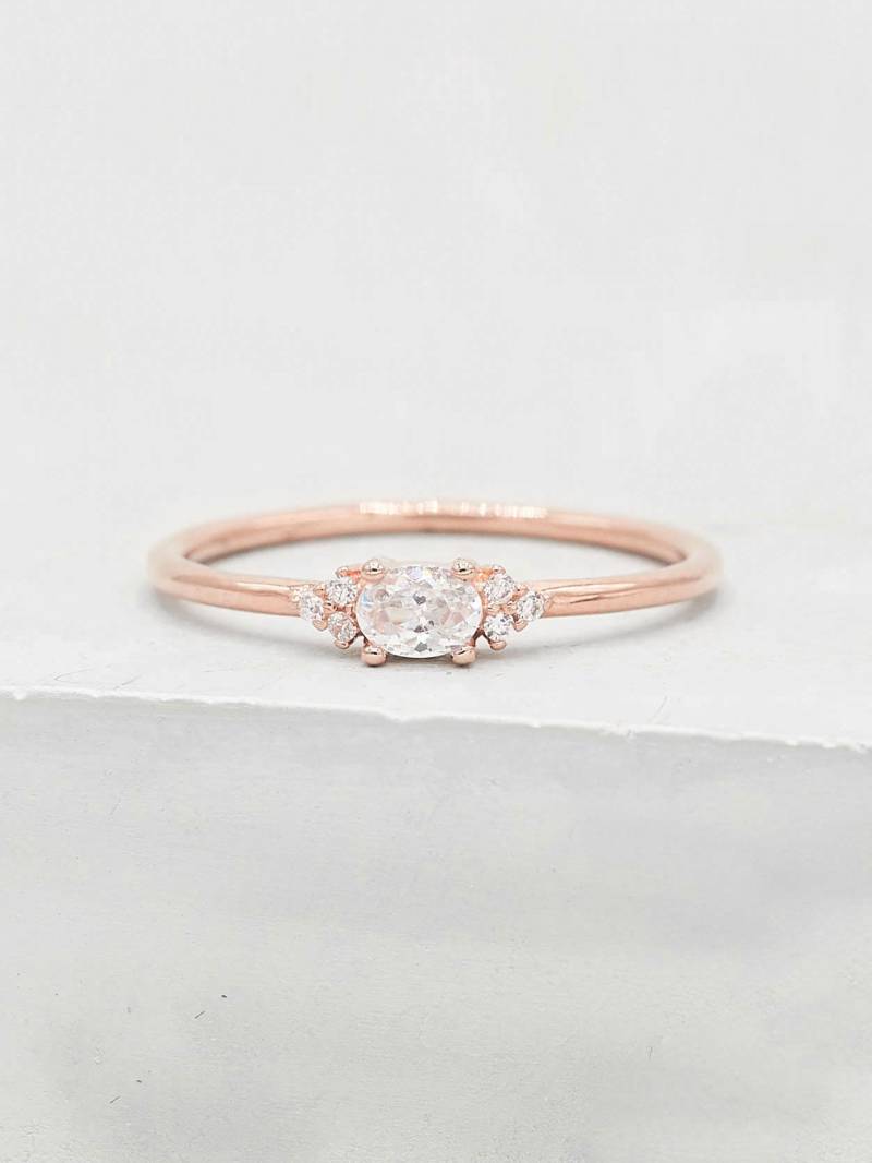 Zierlicher Oval Ring - Rosé Gold | Cut Prong Stapelring Versprechen Hochzeit Verlobungsring Freundschaftsring Manufaktur von TFHJEWELRY
