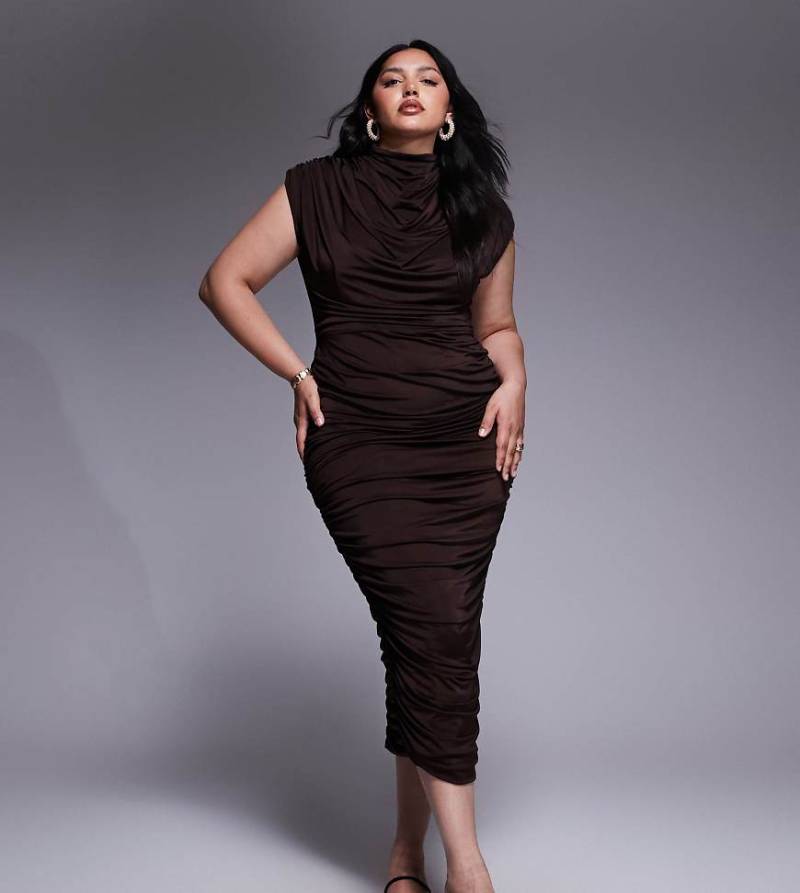 TFNC Plus - Hochgeschlossenes Midikleid in Schokobraun-Brown von TFNC Plus