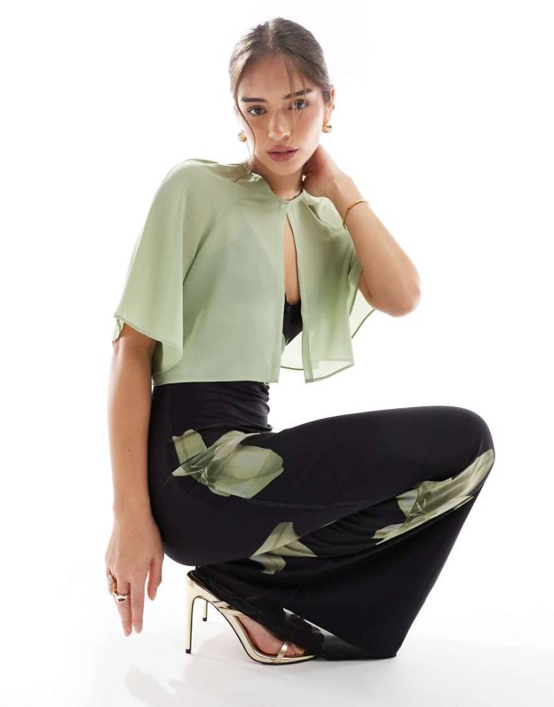 TFNC - Bridesmaids - Mini-Cape aus Chiffon in Salbeigrün von TFNC