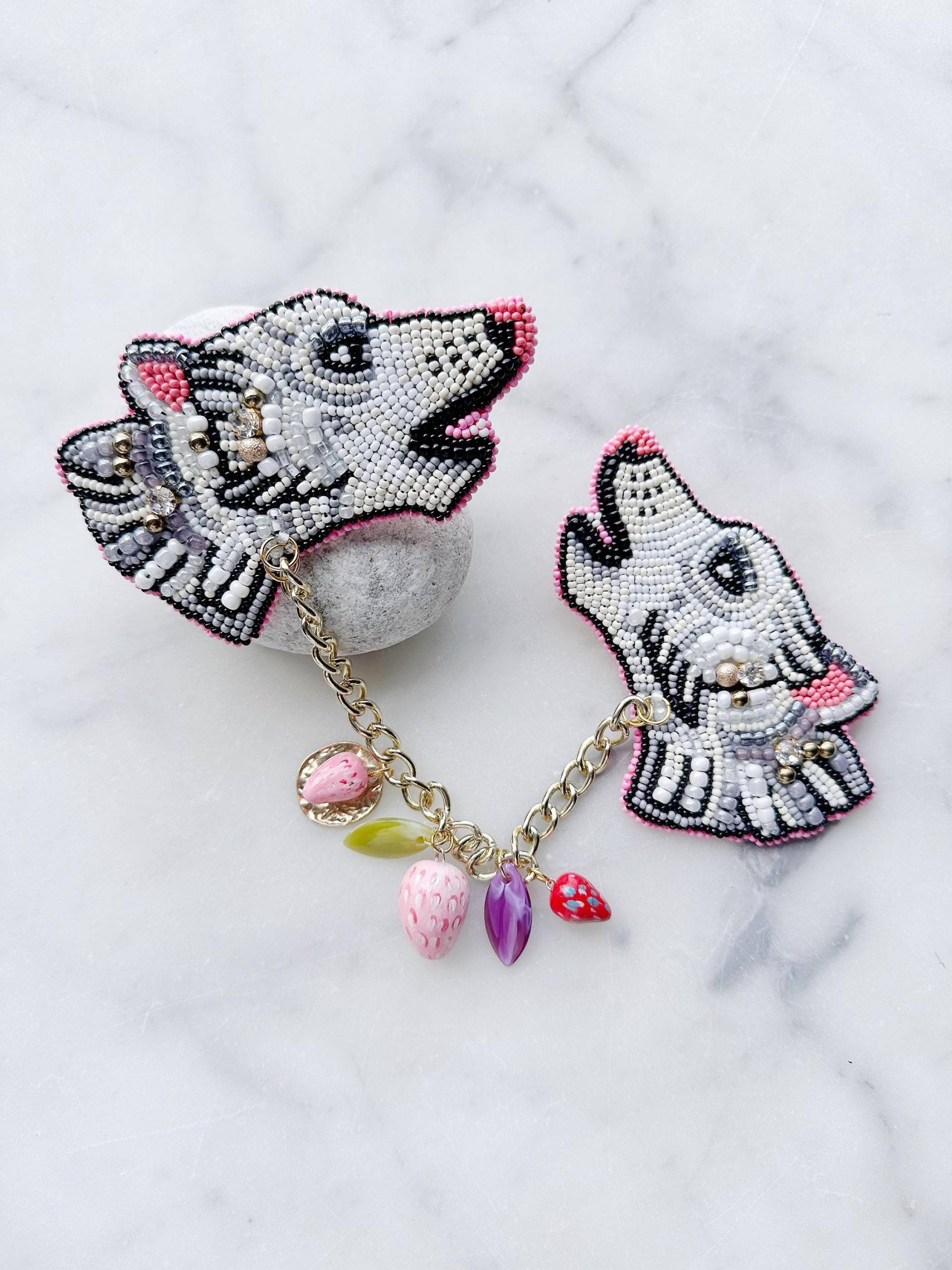 Wolf Perlen Brosche Handgemachter Eclectic Schmuck Wolf Perlen Brosche Handgemachter Eclectic Schmuck von THATSGABI