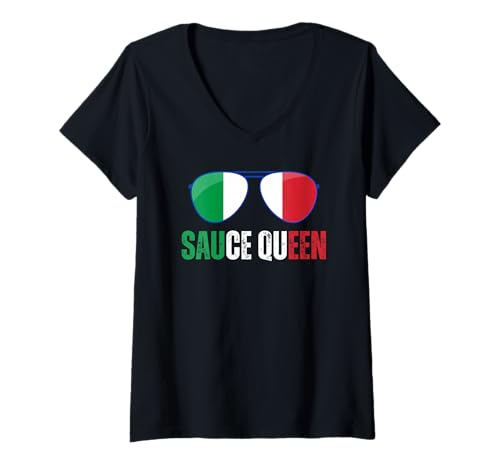 Damen Lustige Sauce Queen Italienischer Spruch Italien Flagge Kochen Nona T-Shirt mit V-Ausschnitt Damen Lustige Sauce Queen Italienischer Spruch Italien Flagge Kochen Nona T-Shirt mit V-Ausschnitt von THE BEST NONA