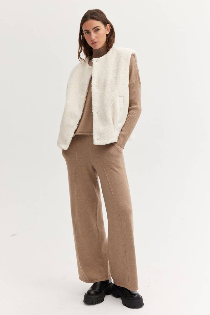 THE FASHION PEOPLE - Teddy Weste powder white - Gr. - 38 von THE FASHION PEOPLE