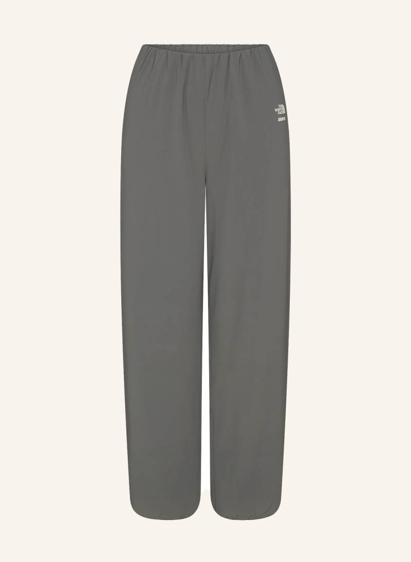 The North Face X Skims Hose Tnf X Project K W Ventrix grau von THE NORTH FACE x SKIMS