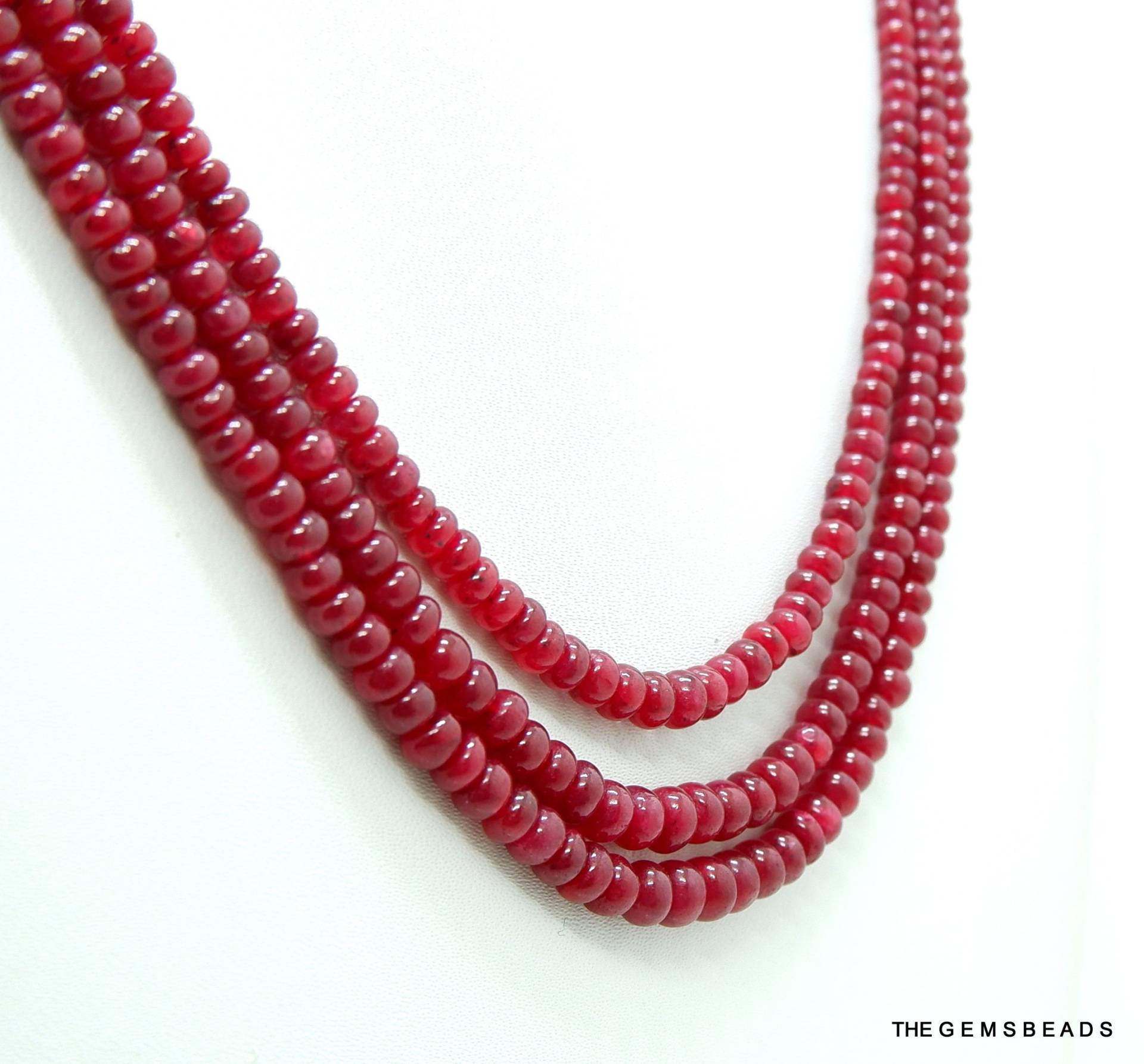 Finest Mozambique Ruby Perlen 3 Strang Halskette, Natürliche Mosambik Rubin Glatte Perlen, Schmuck, 3-5mm 40 cm Länge von THEGEMSBEADS