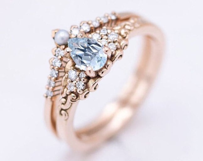 Antike Aquamarin Hochzeit Ring Für Frauen Art Deco Verlobungsring Einzigartige Filigrane Stil Vintage Edelstein-Ring von THEGOLDSMITHIN
