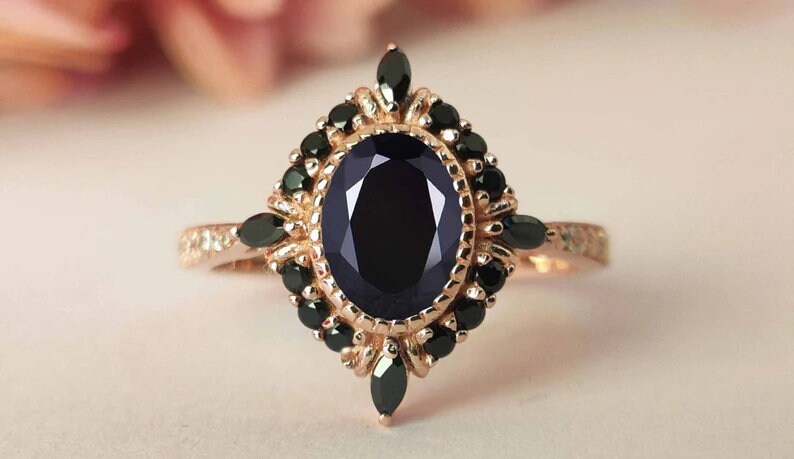 Antiker Schwarzer Onyx Verlobungsring Vintage Ehering 14K Roségold Oval Schwarz Braut Versprechen Ring Unikat Art Deco Jubiläum von THEGOLDSMITHIN