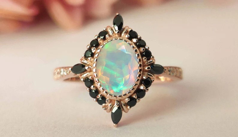 Opal Verlobungsring 14K Gold Vintage Ehering Antik Art Deco Brautring Unikat Versprechen Ring Für Frauen Jahrestag von THEGOLDSMITHIN