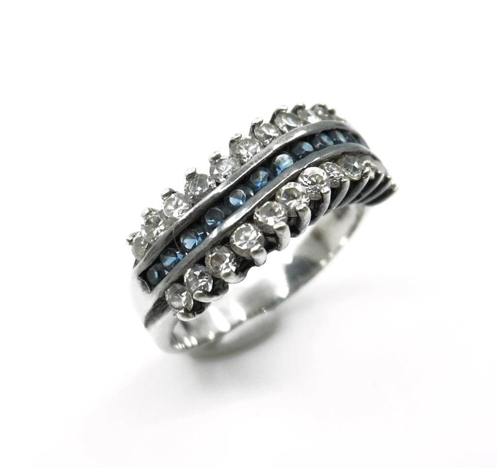 Triple Row Channel Set Sterling Cocktail Ring Sz 7.25 Ec Triple Row Channel Set Sterling Cocktail Ring Sz 7.25 Ec von THEVILLAGEJUNKMAN