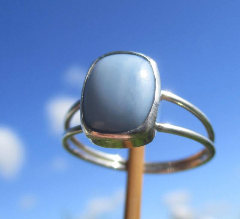 Blauer Opal - Owyhee , Oregon, Usa. Ring Gr. 18, 75 Silber 925 Blauer Opal - Owyhee , Oregon, Usa. Ring Gr. 18, 75 Silber 925 von THORALFWOLF