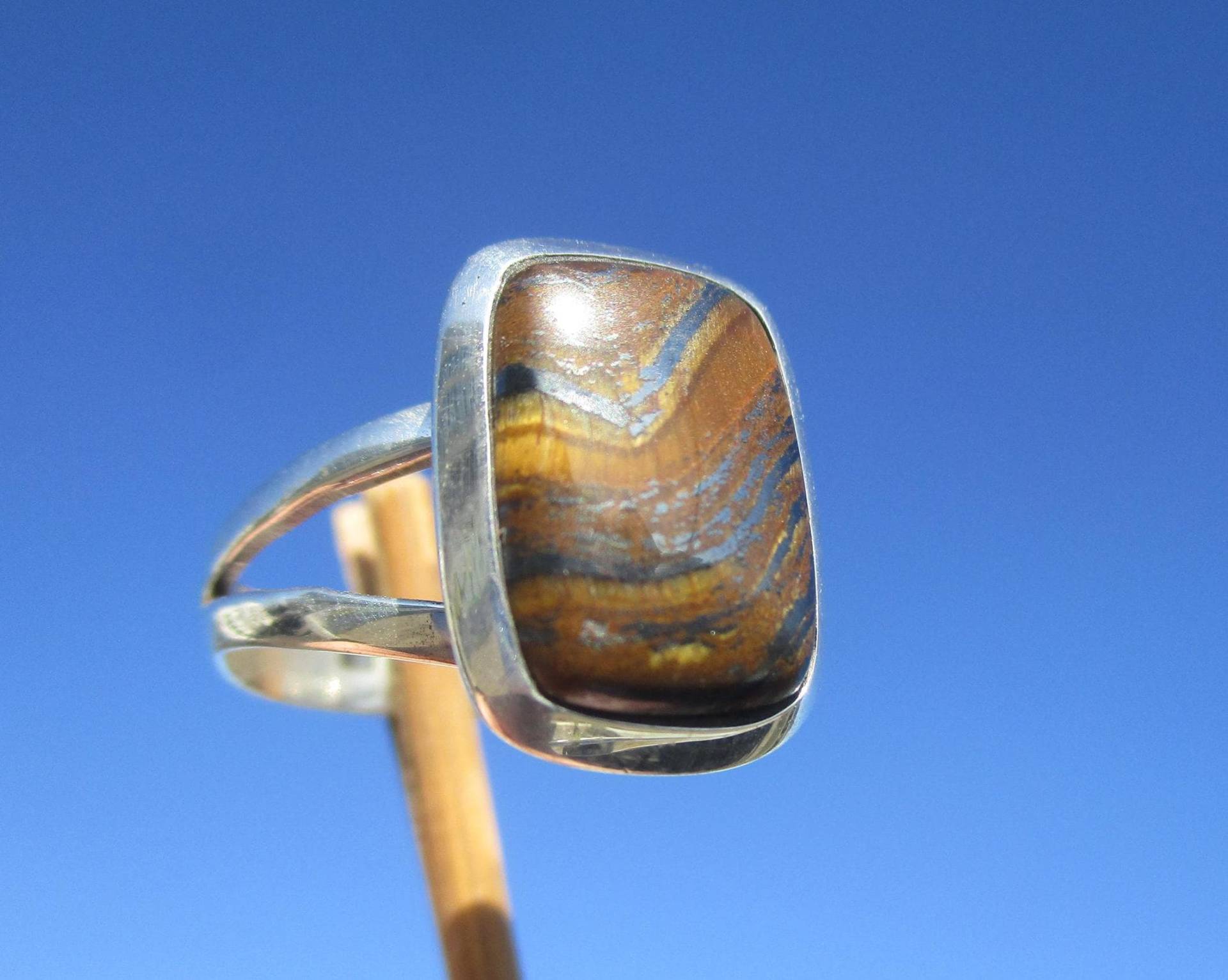 Chatoyant - Tigerauge Ring Gr. 18, 75 Silber 925 von THORALFWOLF