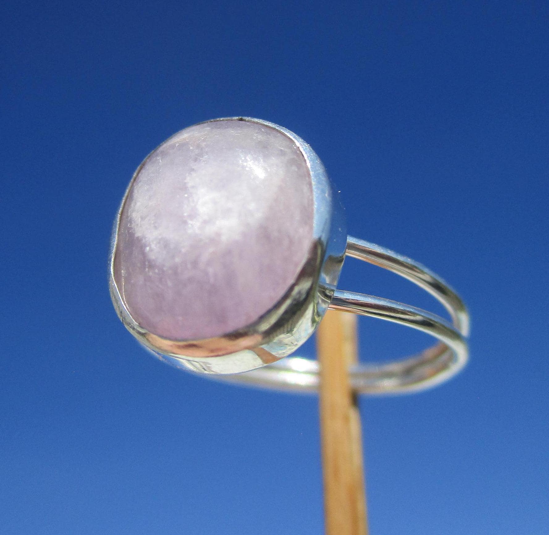 Kunzit - Ring Gr. 18 Silber 925 von THORALFWOLF