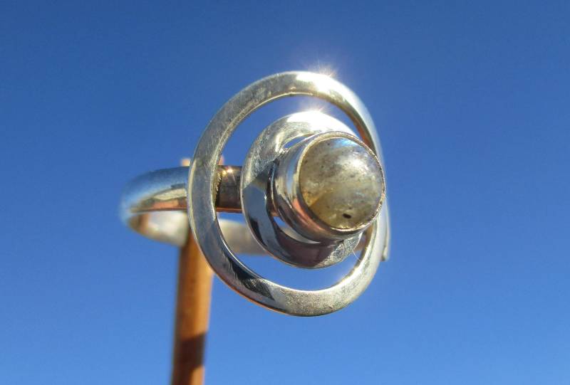 Labradorit Aus Madagaskar - Ring Gr. 18, 25 Silber 925 von THORALFWOLF