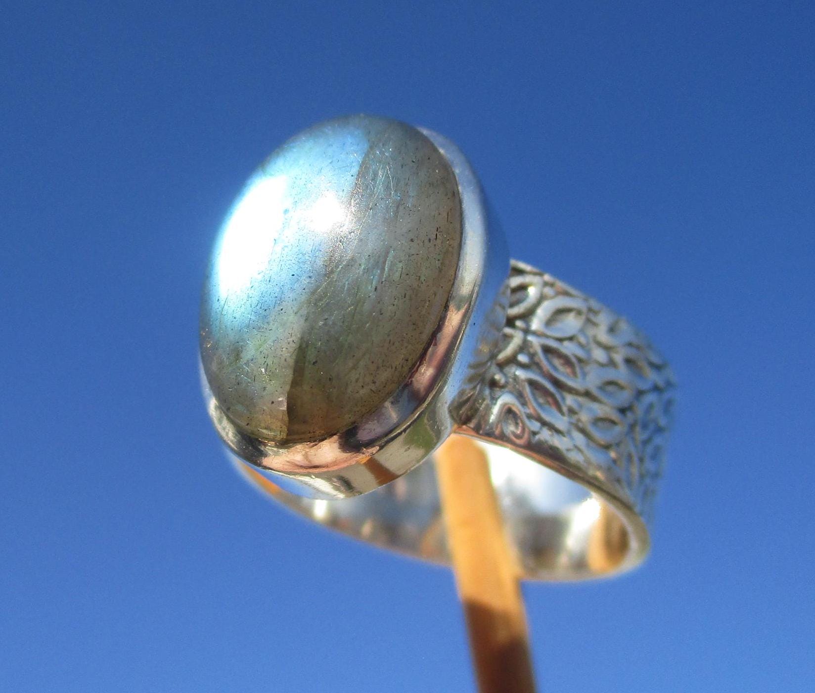 Labradorit Aus Madagaskar - Ring Gr. 18 Silber 925 von THORALFWOLF
