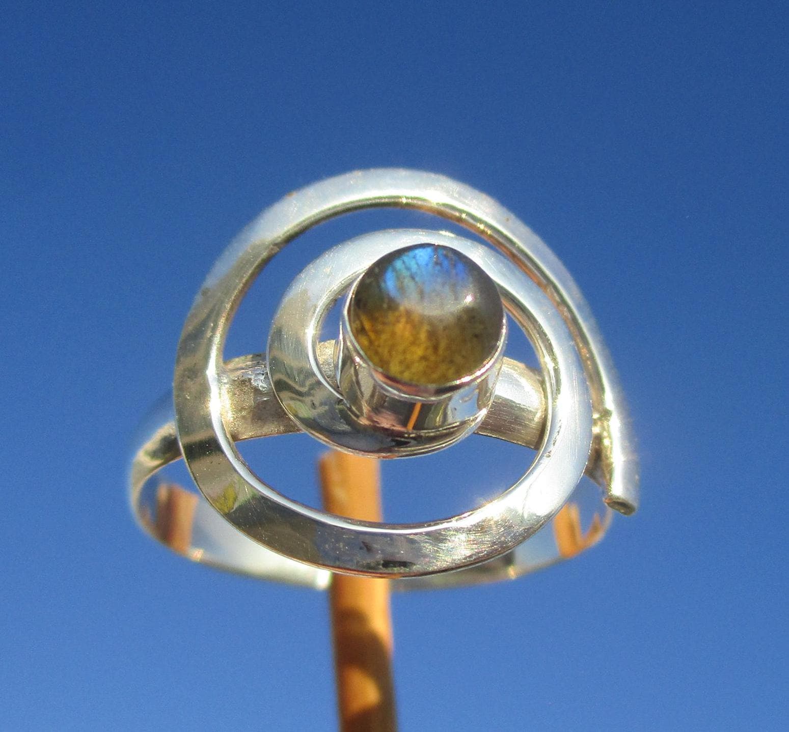 Labradorit Aus Madagaskar - Ring Gr. 19 Silber 925 Labradorit Aus Madagaskar - Ring Gr. 19 Silber 925 von THORALFWOLF