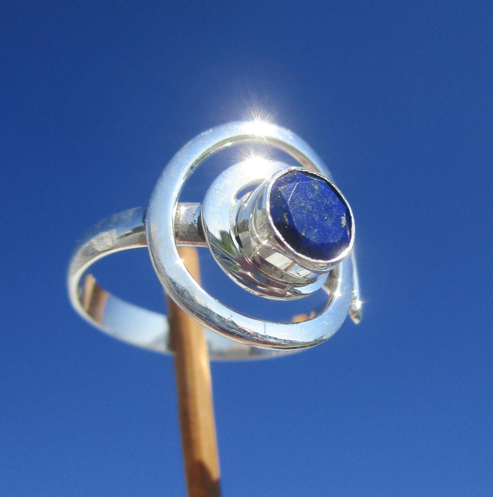 Lapislazuli - Ring Gr. 18, 25 Silber 925 Lapislazuli - Ring Gr. 18, 25 Silber 925 von THORALFWOLF