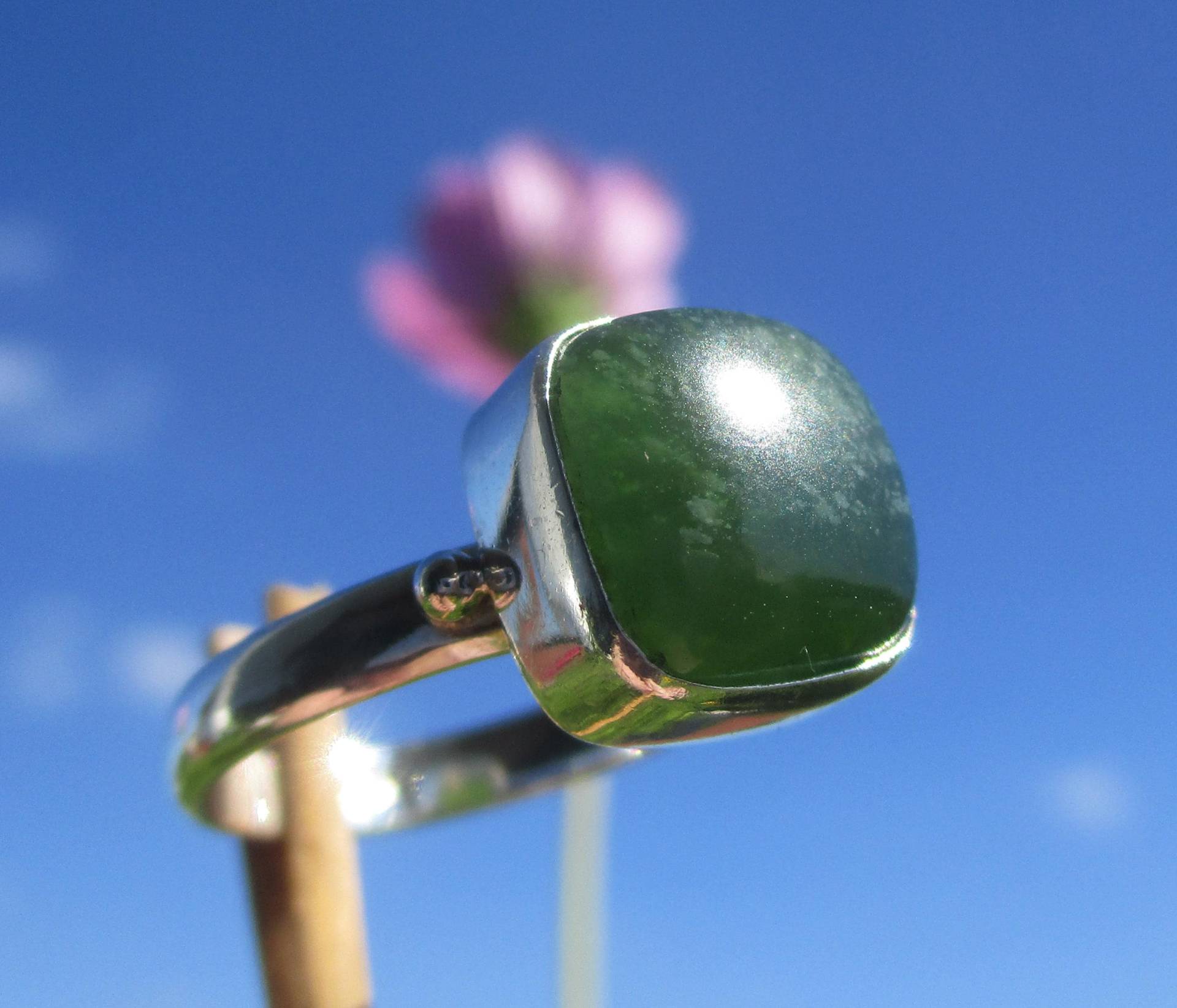 Nephrit - Jade Aus Kanada Ring Gr. 17, 25 Silber 925 Nephrit - Jade Aus Kanada Ring Gr. 17, 25 Silber 925 von THORALFWOLF