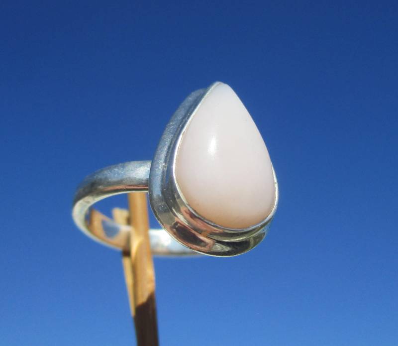 Rosa Andenopal Aus Peru - Ring Gr. 17, 5 Silber 925 von THORALFWOLF