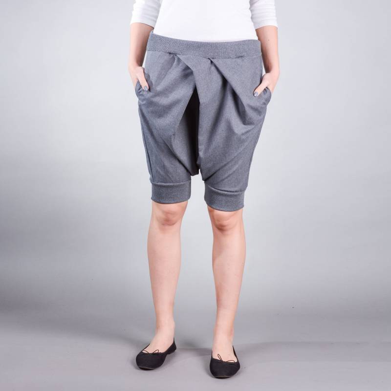 Capri Haremshose, Тrousers, Damen Weite Hose, Baggy Drop Crotch Lockere Plus Size Frauen Hose von THUNDERMODA