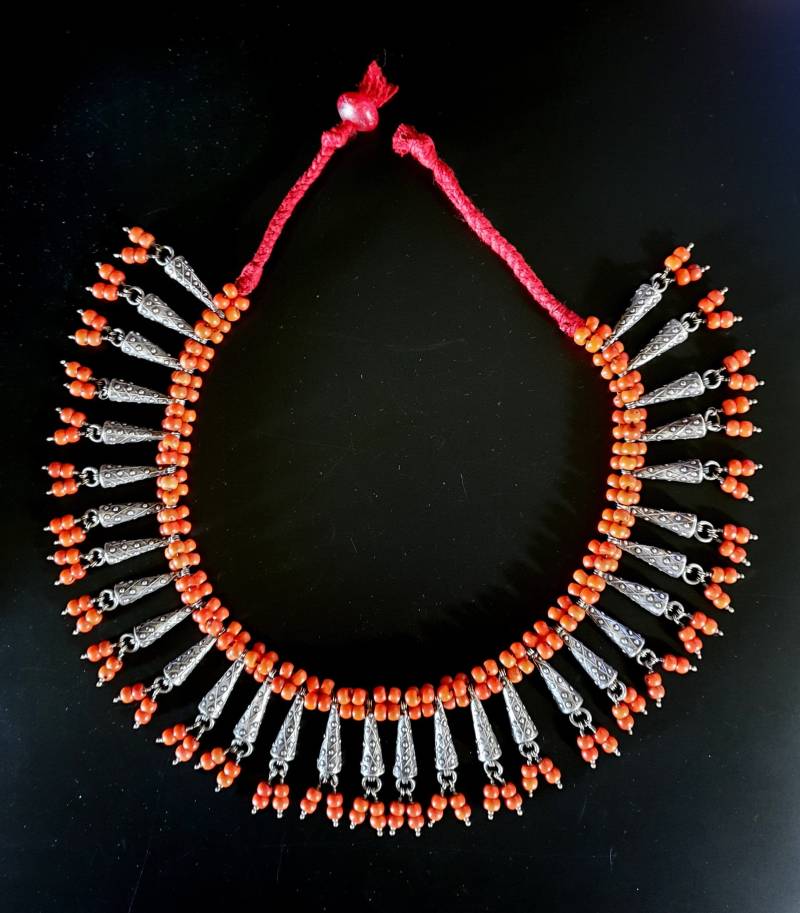 Marokko - Außergewöhnlicher Schmuck Echte Berber Halskette Und Silberkegel Aus Pendel von TIFINAGH