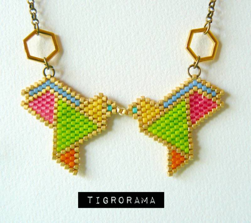 Halskette Mit Anhänger Und 2 Grünen, Orangefarbenen Gelben Miyuki-Tauben Halskette Mit Anhänger Und 2 Grünen, Orangefarbenen Gelben Miyuki-Tauben von TIGRORAMA