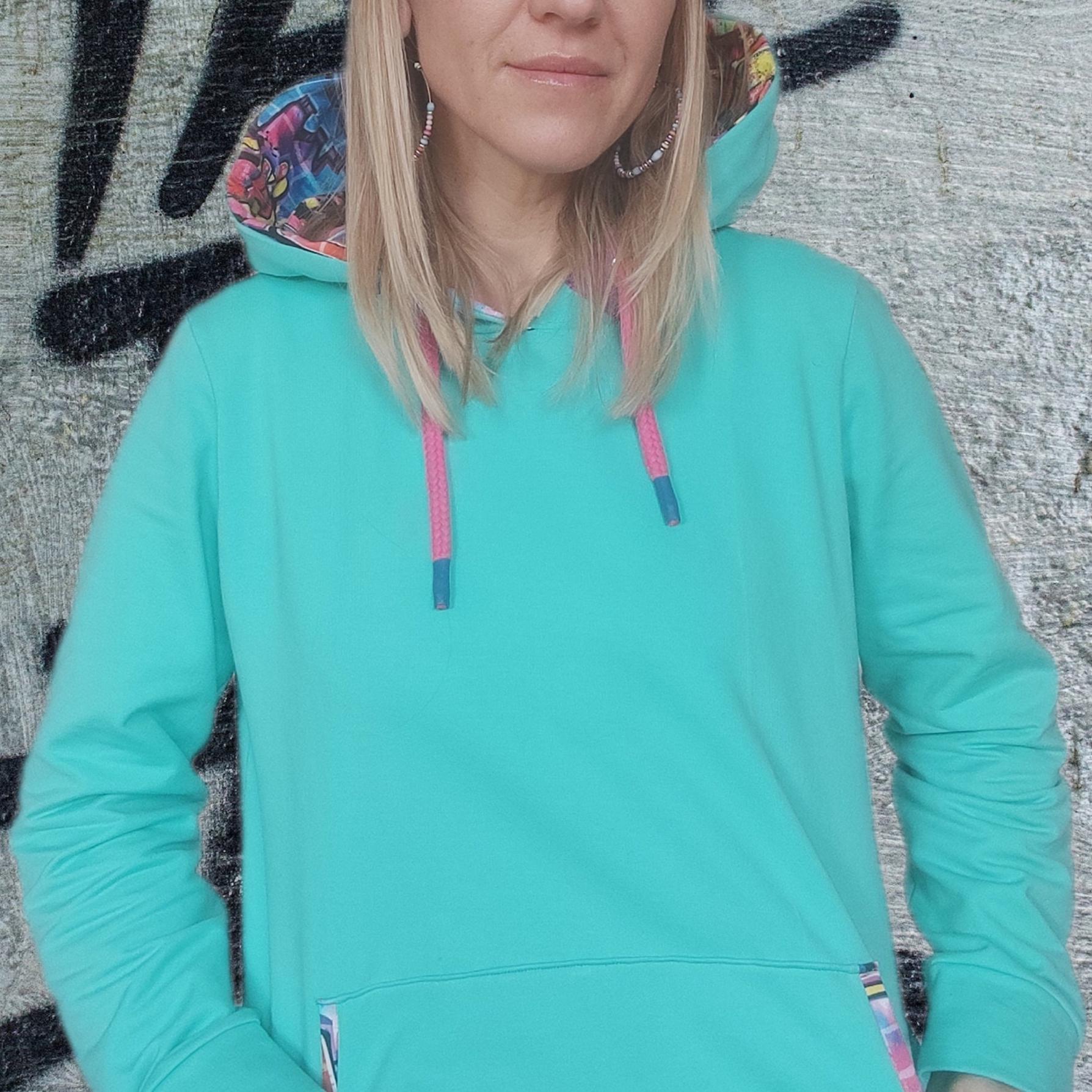 Handgemachter Grafitti Hoodie, Größe S, Sweater, Damen, Pullover, Pulli, Handmade Clothing Label, Art, Skater, Hip Hop, Streetwear Handgemachter Grafitti Hoodie, Größe S, Sweater, Damen, Pullover, Pulli, Handmade Clothing Label, Art, Skater, Hip Hop, Streetwear von TIKKALandUNIQUE