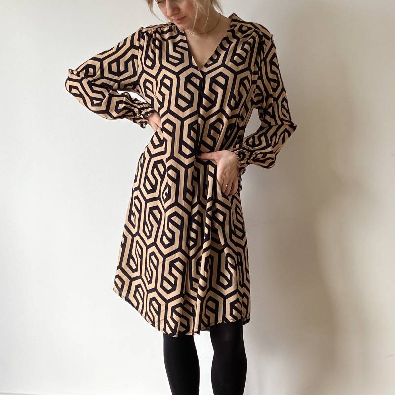 Damen Kleid Tunika in Verschienenen Farben One Size von TILLundPAULA