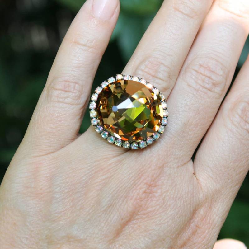 Braun Cocktail Ring Oversize Champagne Kristall Einstellbar Halo Statement European Nautilus Cut, Messing, Br49 von TIMATIBO