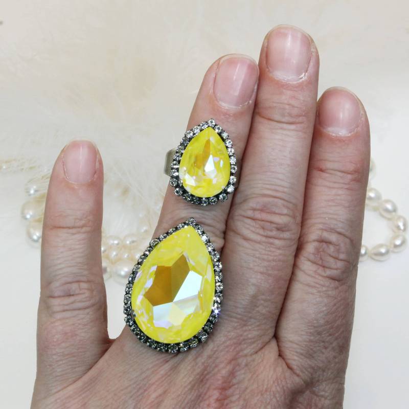 Gelber Cocktailring Kristall Kanariengelb Träne Statement Oversize Braut Hochzeit Brautschmuck, Antik Silber, Sonnenschein Delite, Sor64 von TIMATIBO