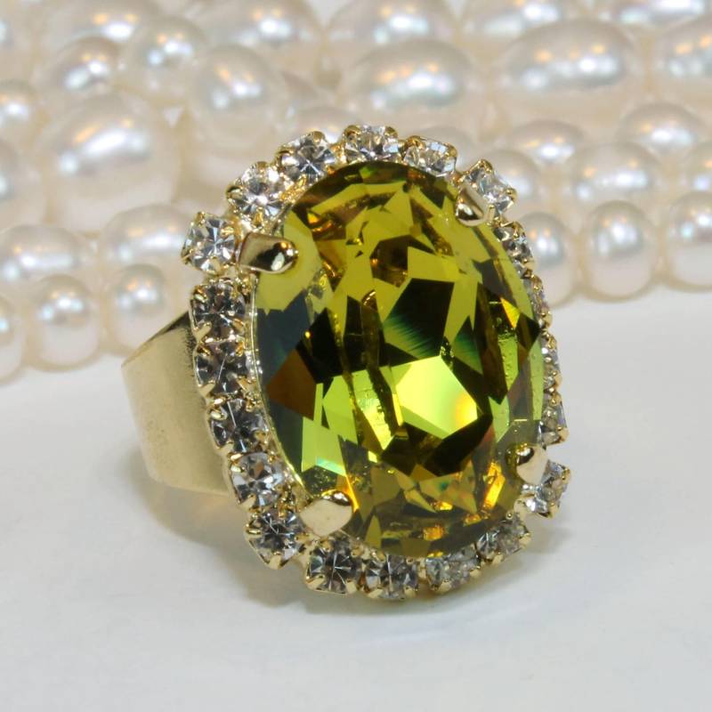 Lime Grün Ring, Kristall-Verlobungsring, Halo Cocktail Oval Edelstein Abschlussfeier Geschenke, Statement Ringe, Bling Gr39 von TIMATIBO