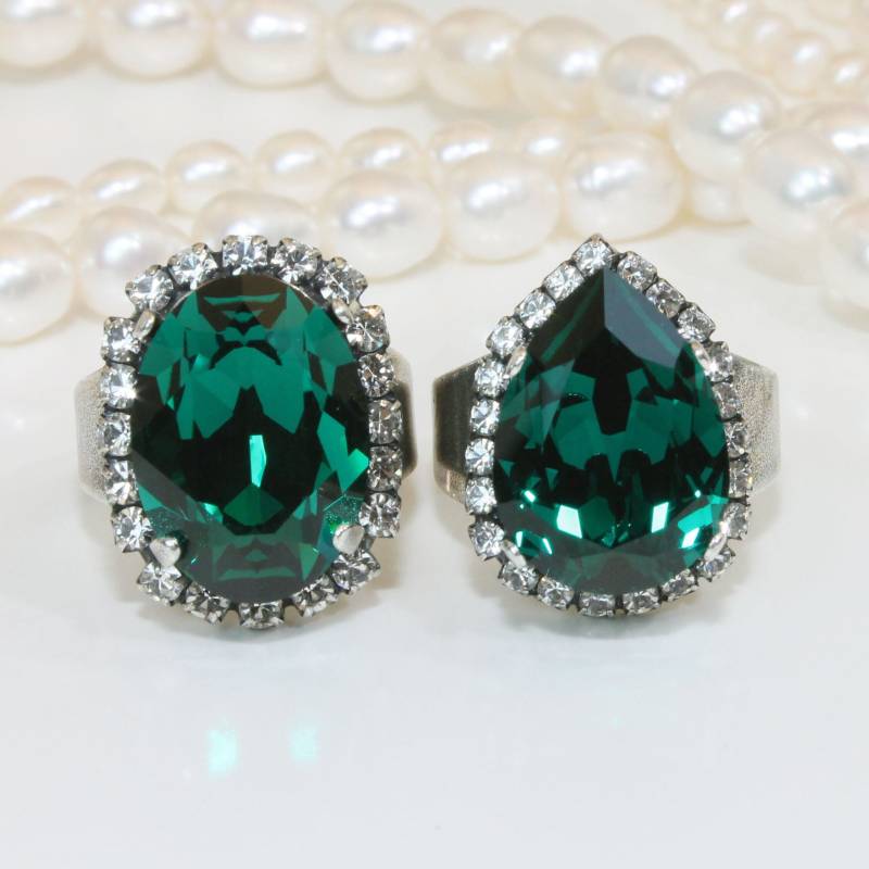 Smaragd Ring Kristall Grün Braut Teardrop Oval Verstellbarer Cocktail Hochzeit, Antikes Silber, Smaragd, Sor57 von TIMATIBO