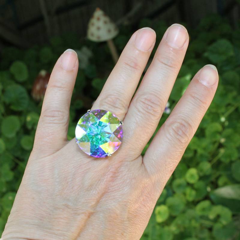 Übergroßer Ab-Kristall-statement-Ring - Einstellbarer Aurora Borealis Regenbogenring Für Männer & Frauen, Rund 27 Mm Cocktail-Ehering, Ab, Sr63 von TIMATIBO