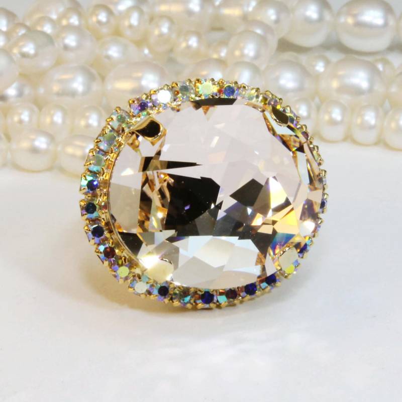 Übergroßer Pfirsichkristall-Cocktailring Verstellbarer Statement-Schmuck von TIMATIBO