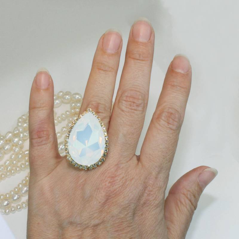 Weißer Opal Ring Braut Kristall Statement Träne Einstellbar Cocktail Weiß Hochzeit, Gold, Opal, Gr64 von TIMATIBO