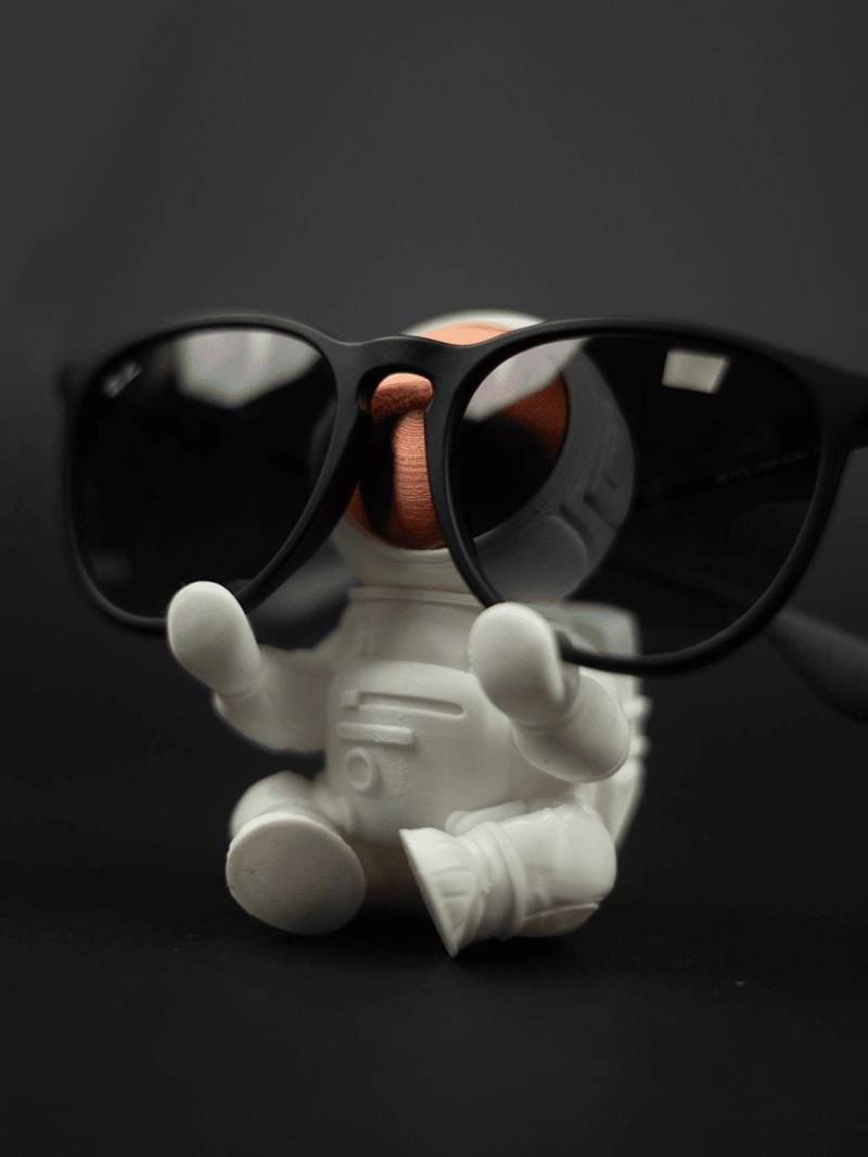 Astronaut Brillenhalter | Brillenständer Im Space-Design 3D-Druck Brillenablage Für Schreibtisch & Nachttisch Astronaut Brillenhalter | Brillenständer Im Space-Design 3D-Druck Brillenablage Für Schreibtisch & Nachttisch von TINart3D