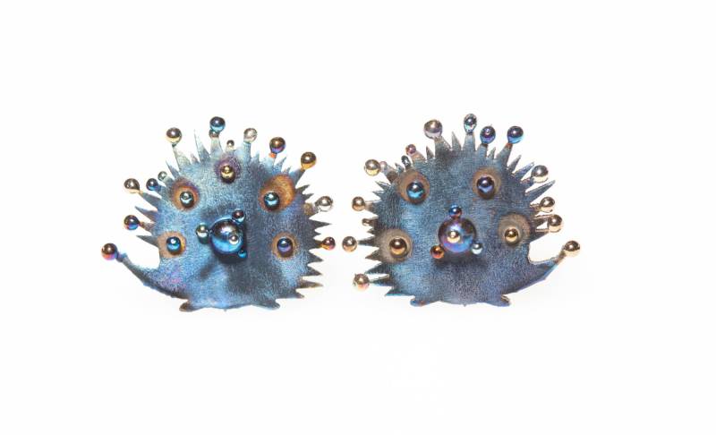 Igel Geschweißte Titanohrringe Ungewöhnliche Bolzen Hypoallergenes Reines Titan Made in Finland 2019 Igel Geschweißte Titanohrringe Ungewöhnliche Bolzen Hypoallergenes Reines Titan Made in Finland 2019 von TIQUALIA