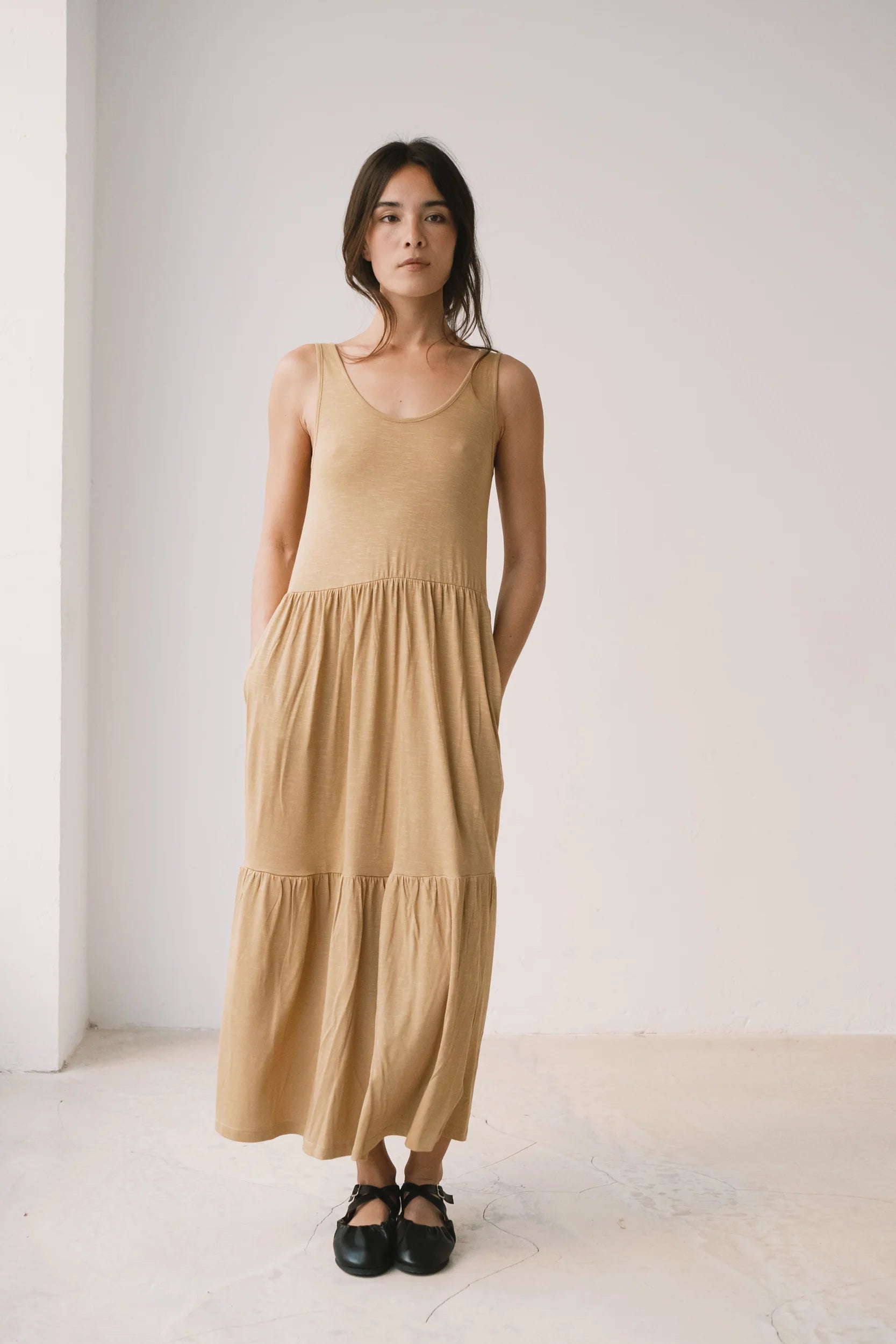 Alice Ruffled Long Dress Yellow von TIRALAHILACHA